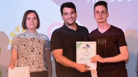 ערב הוקרה תלמידות.ים מצטיינות.ים בתרומה לקהילה (214).JPG