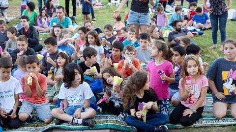 סרטים ומופעים לילדים לג בעומר (80).jpg