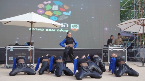 ארוע פתיחת הקיץ 2023 - נועה קירל (33).JPG