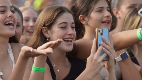 ארוע פתיחת הקיץ 2023 - נועה קירל (65).JPG