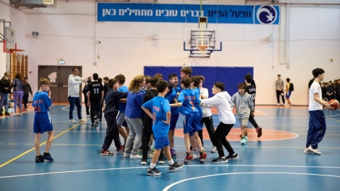 טורניר כדורסל בתי ספר יסודיים (19).jpg