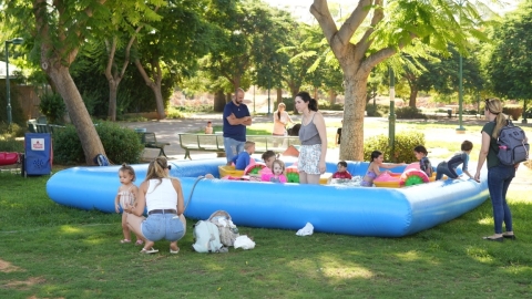 הפנינג מים במרכז דוד (27).JPG