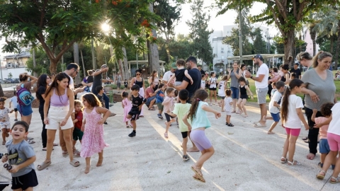 הרקדה וסרט בגינת מגדיאל (27).jpg