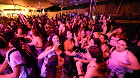 פתיחת מסיבת הקיץ לנוער (6).jpg